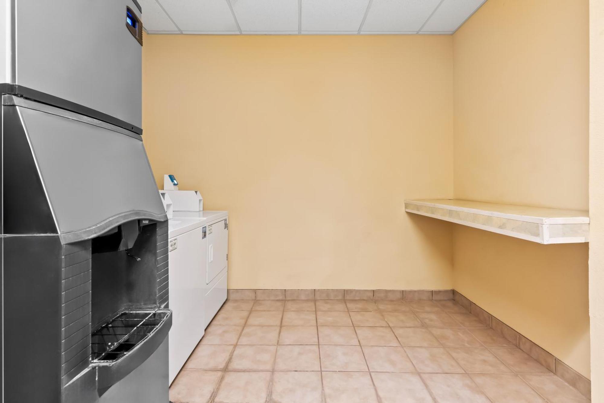 Comfort Inn & Suites Elk City Dış mekan fotoğraf