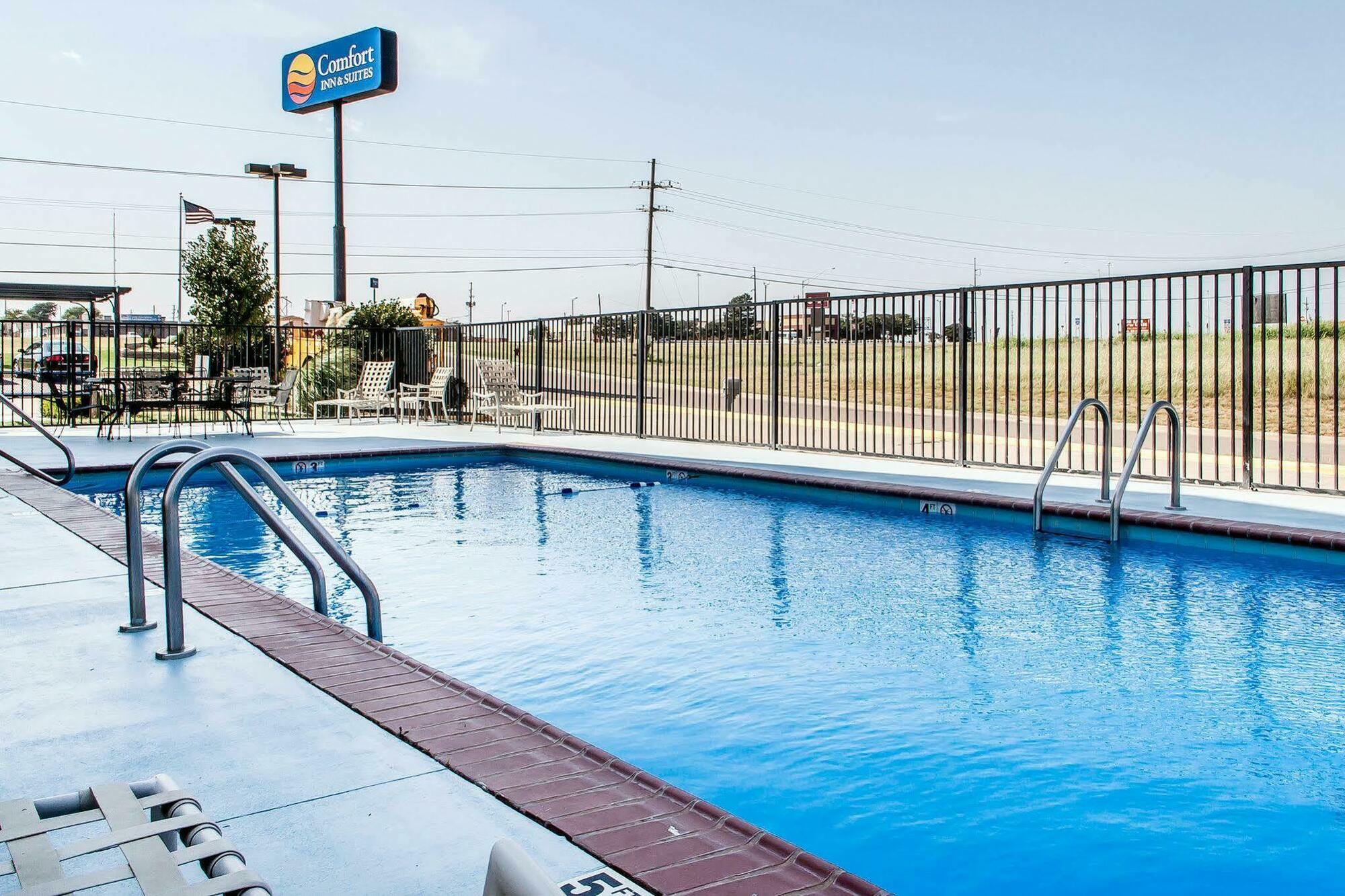 Comfort Inn & Suites Elk City Dış mekan fotoğraf